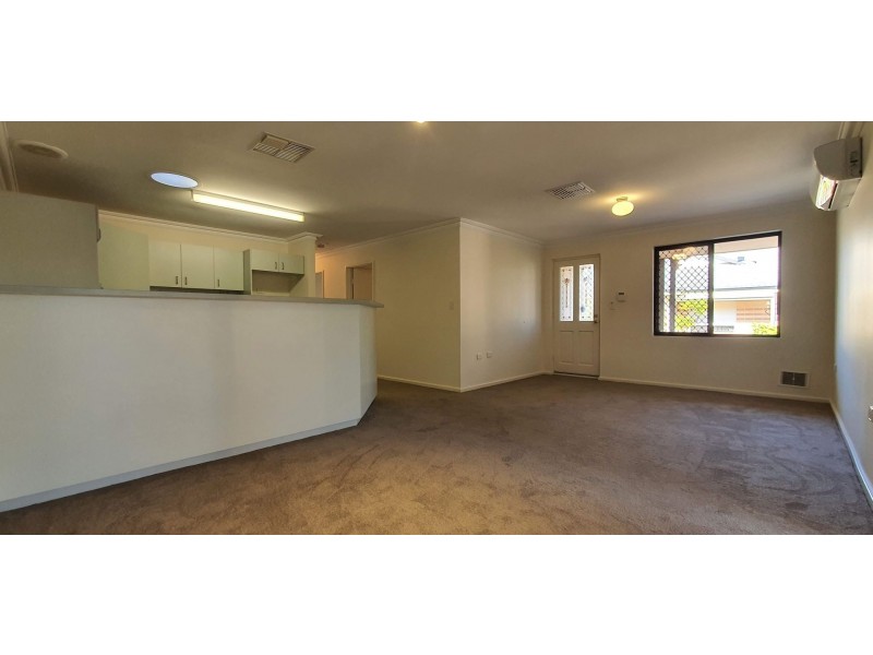 8/4 Keals close, Bentley WA 6102