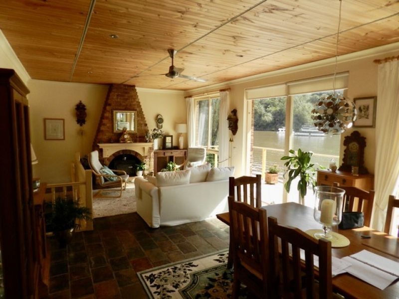 6 Calabash Point, Berowra Waters NSW 2082