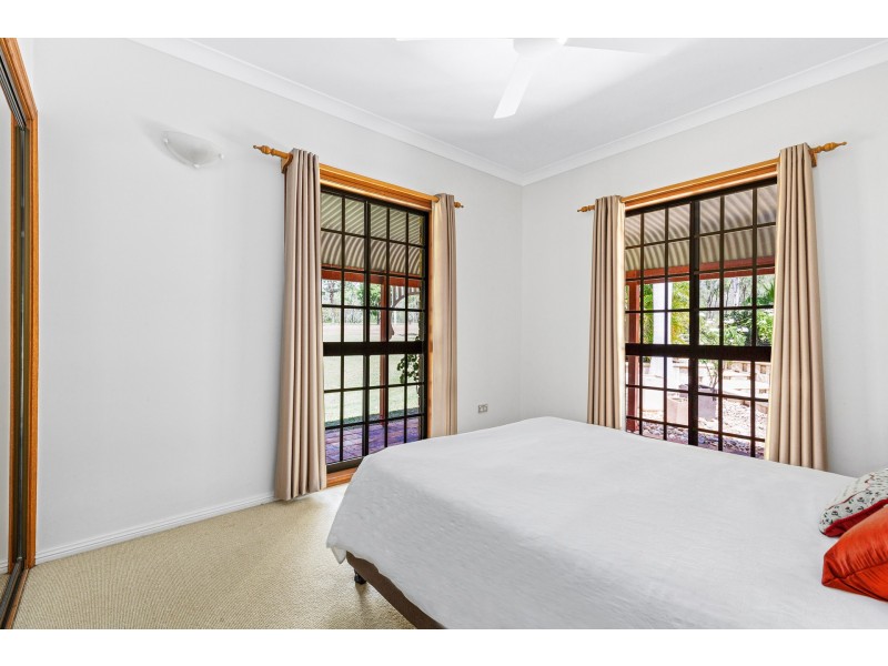 581 Yeppoon Road, Limestone Creek QLD 4701