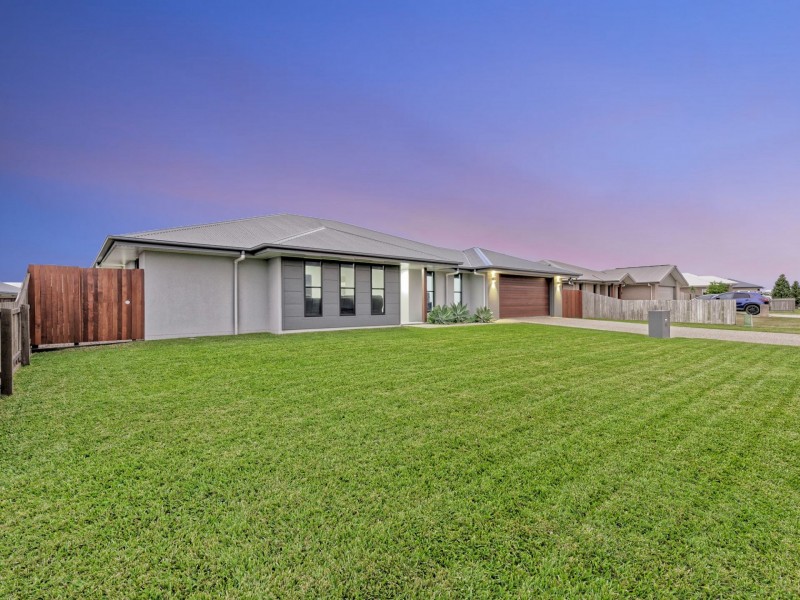 66 Wearing Road, Bargara QLD 4670