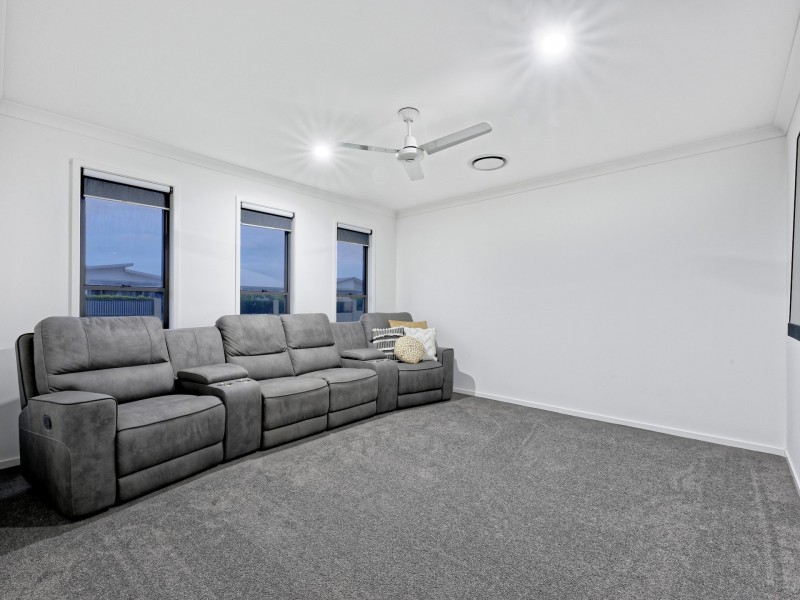 66 Wearing Road, Bargara QLD 4670