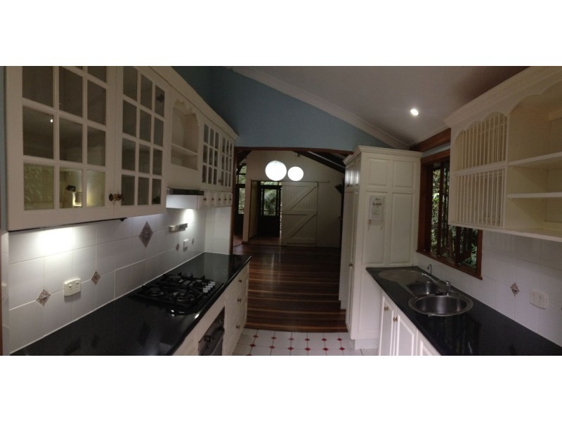 20 Kuranda Crescent, Kuranda QLD 4881