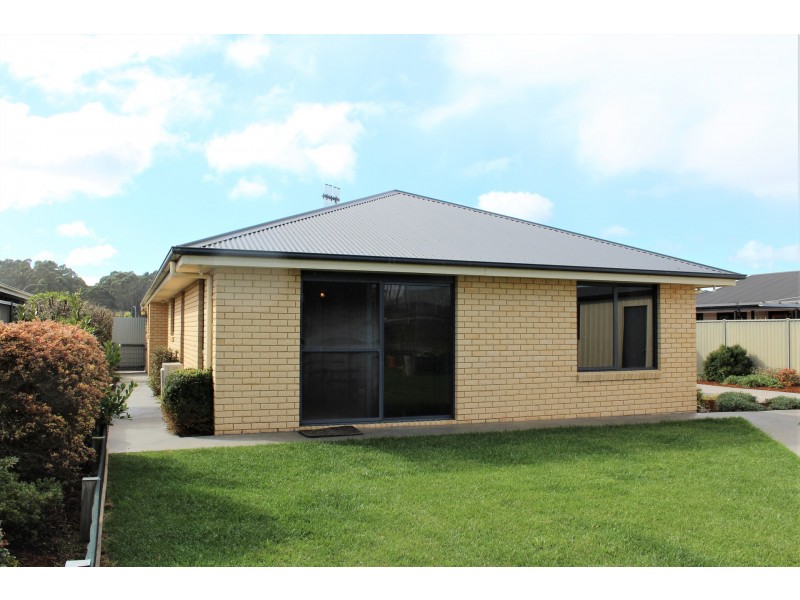 8 Katelyn Drive, Wynyard TAS 7325