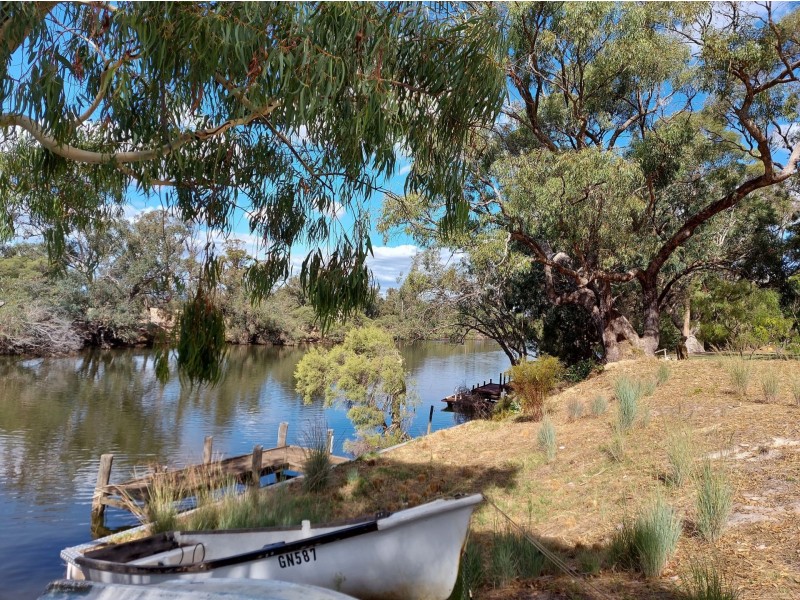 79 Rodoreda Crescent, Ravenswood WA 6208