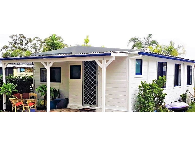 J5/9 Milpera Road, Green Point NSW 2251