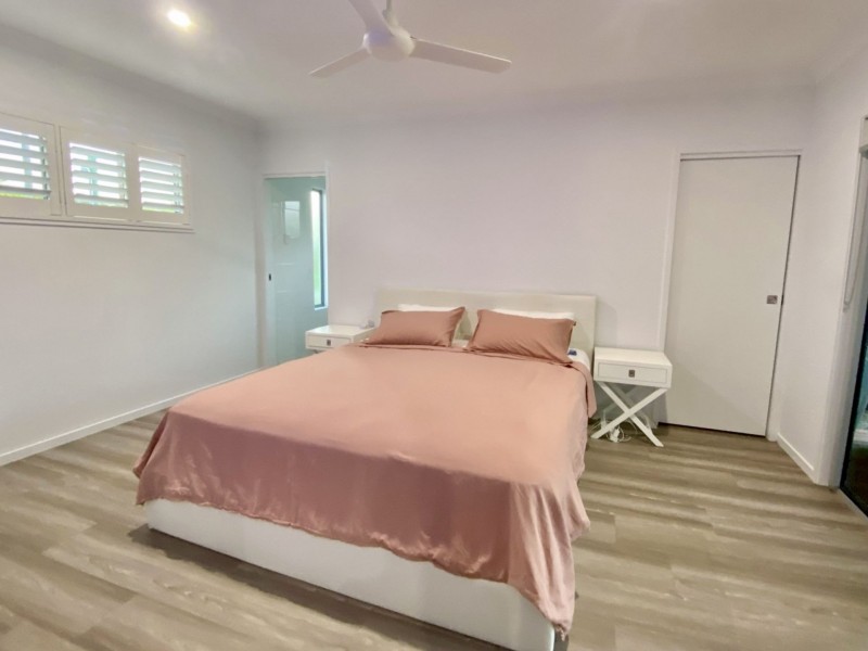 4 Emperor St, Woodgate QLD 4660