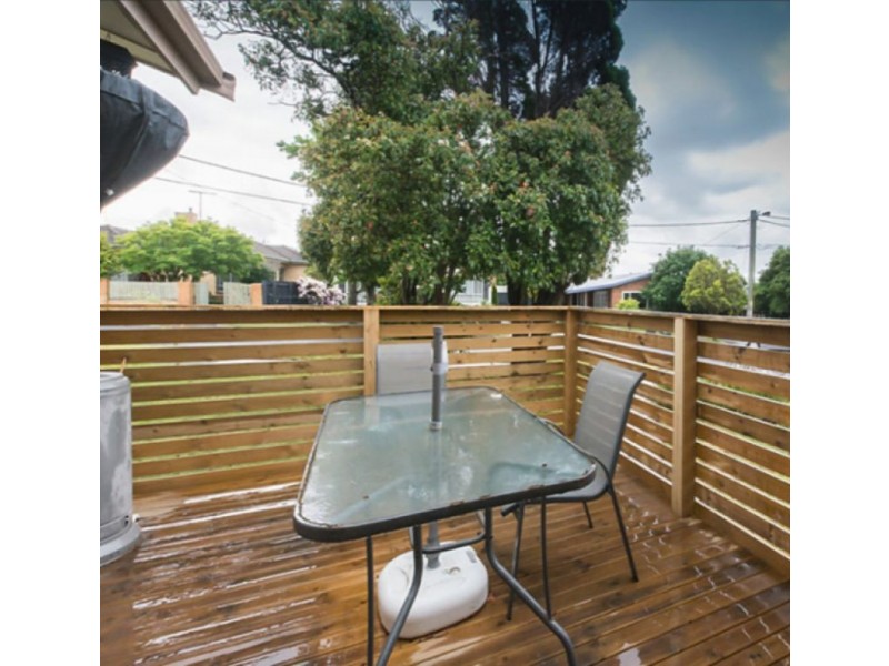 35 Sycamore Street, Hamlyn Heights VIC 3215