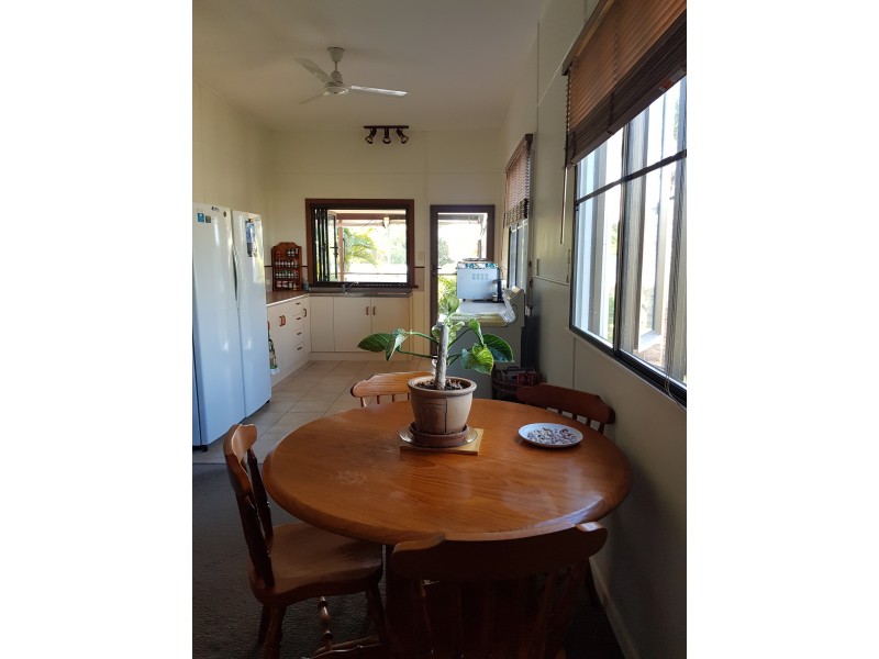 6 Maple St, Forrest Beach QLD 4850