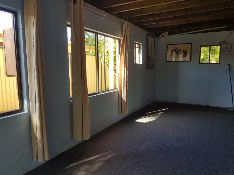 6 Maple St, Forrest Beach QLD 4850