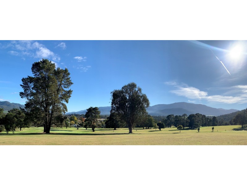 29 Fairway Avenue, Mount Beauty VIC 3699