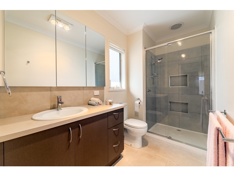 11 Yellowstone Avenue, Curlewis VIC 3222