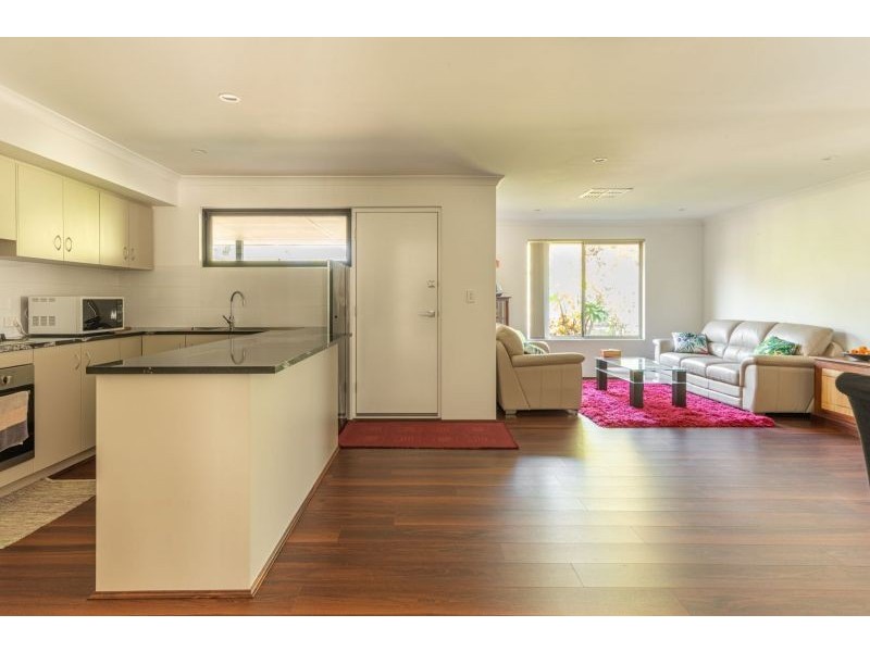 2 Putting green, Maddington WA 6109