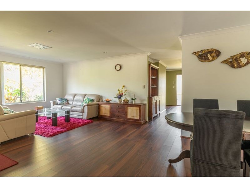 2 Putting green, Maddington WA 6109