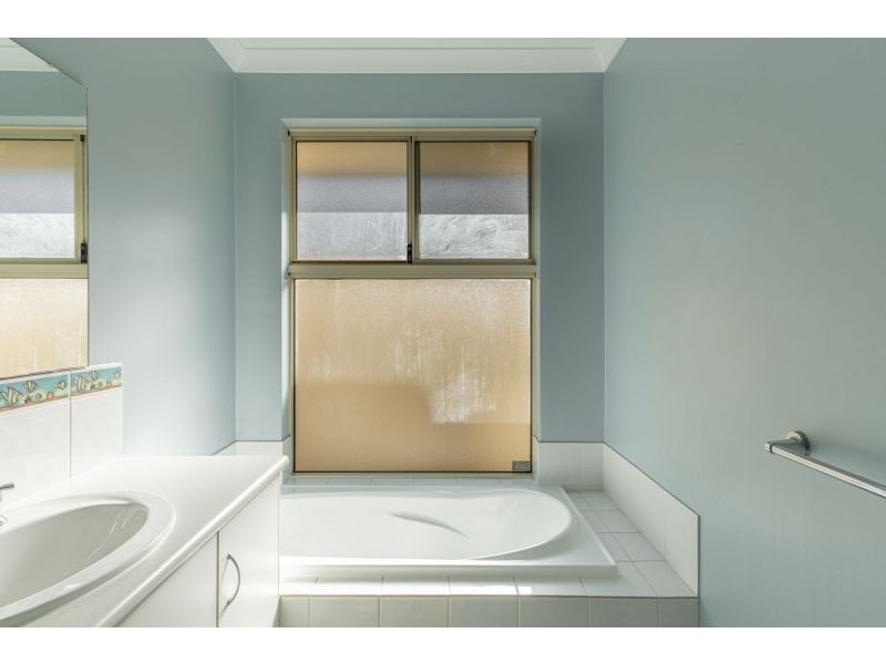 2 Putting green, Maddington WA 6109