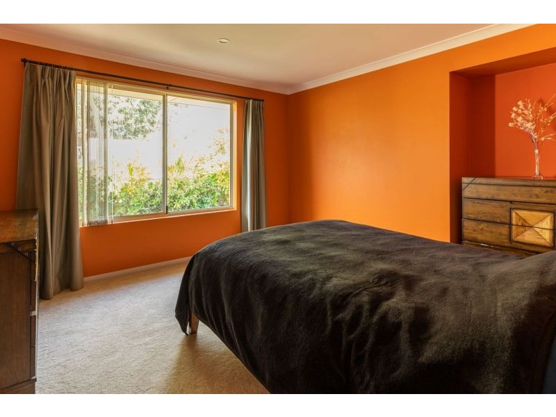 2 Putting green, Maddington WA 6109