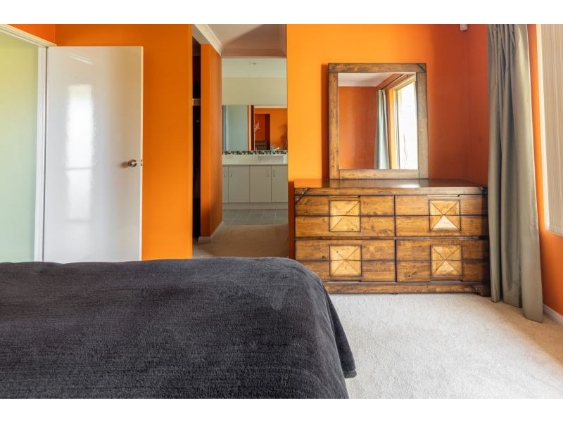 2 Putting green, Maddington WA 6109