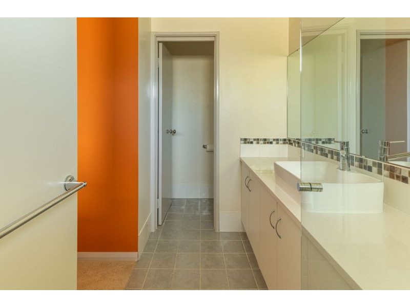 2 Putting green, Maddington WA 6109