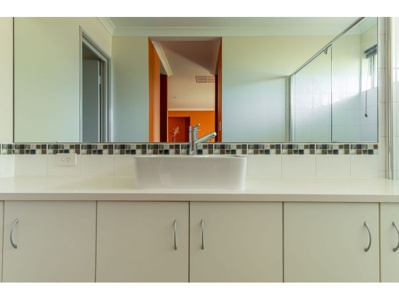 2 Putting green, Maddington WA 6109