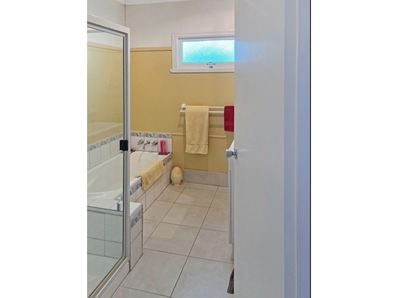 100 Parry St, Charleville QLD 4470