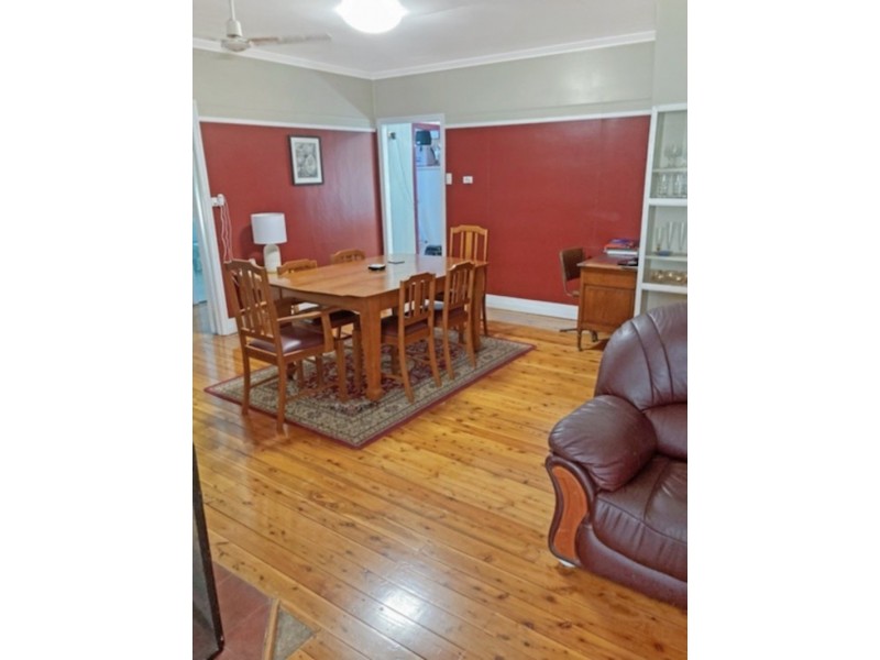 100 Parry St, Charleville QLD 4470