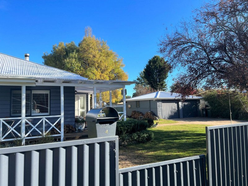4 Bent st, Berridale NSW 2628