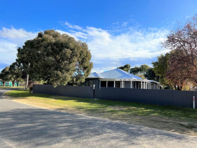 4 Bent st, Berridale NSW 2628