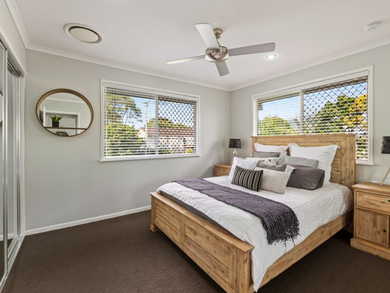 16 Lawson Street, Woodridge QLD 4114