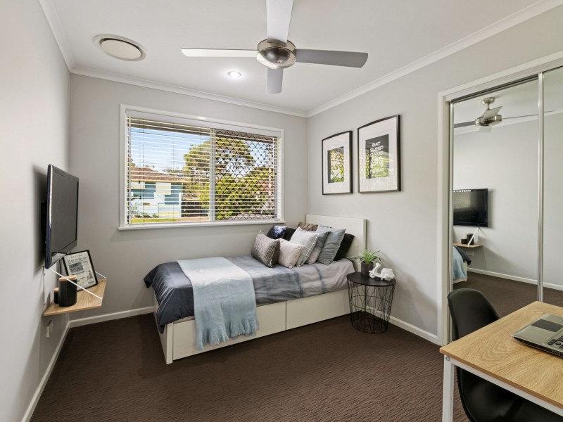 16 Lawson Street, Woodridge QLD 4114