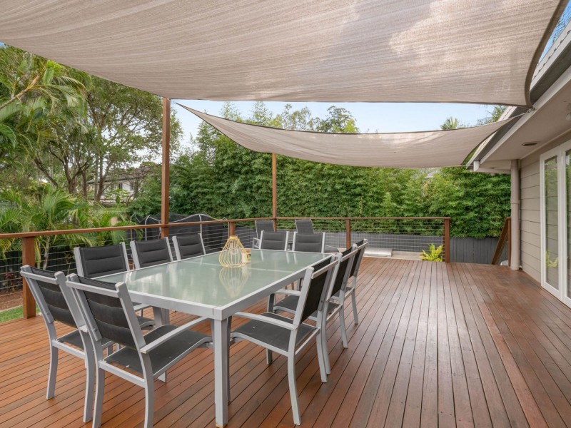 16 Lawson Street, Woodridge QLD 4114