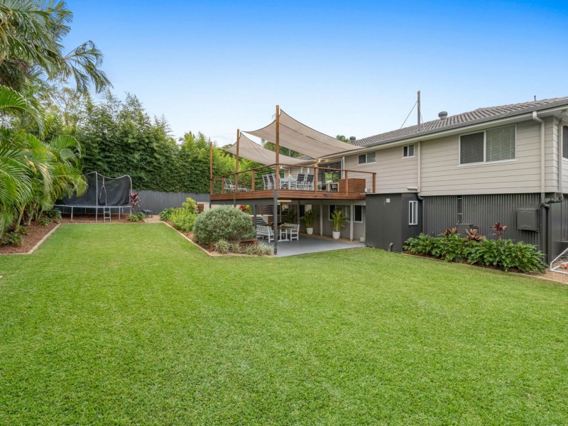 16 Lawson Street, Woodridge QLD 4114