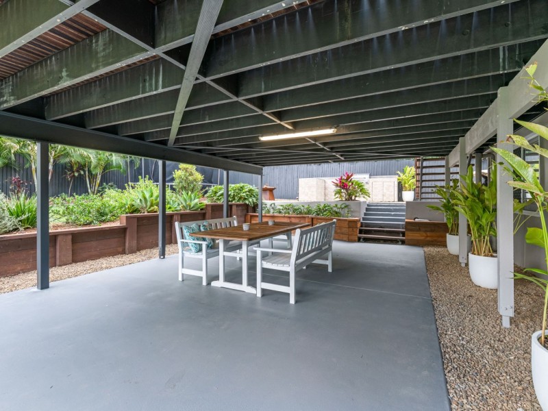 16 Lawson Street, Woodridge QLD 4114