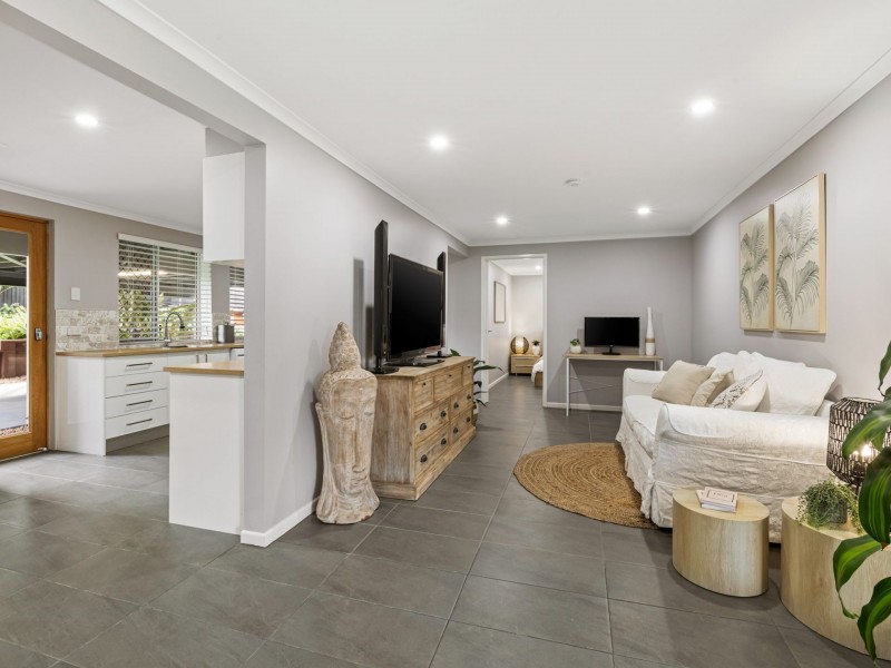 16 Lawson Street, Woodridge QLD 4114