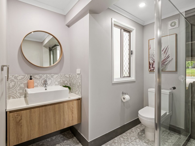 16 Lawson Street, Woodridge QLD 4114