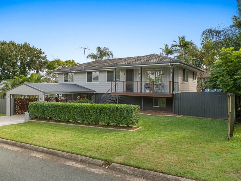 16 Lawson Street, Woodridge QLD 4114