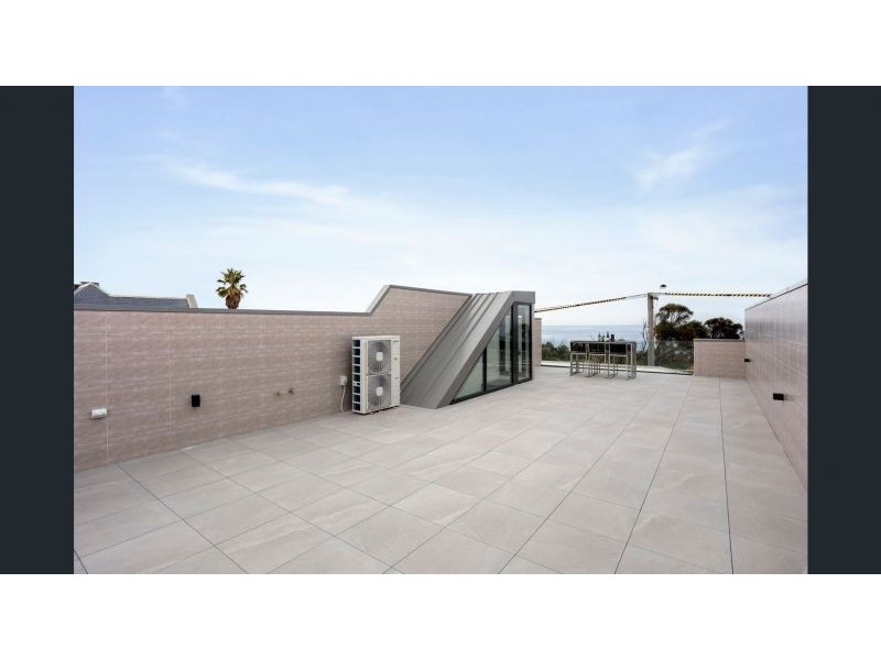 6/95 Beach Road, Mentone VIC 3194