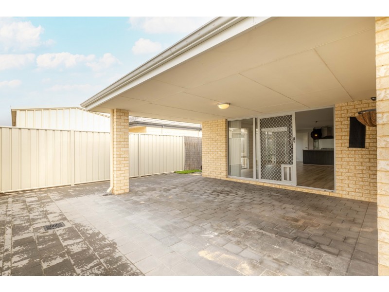 14 Narloo Way, Golden Bay WA 6174