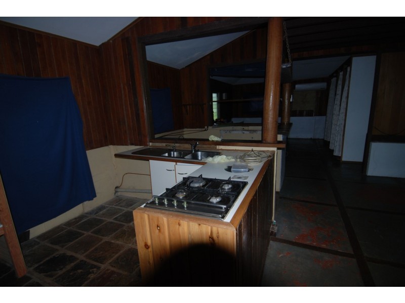 217 brooks road, Mungalli QLD 4886