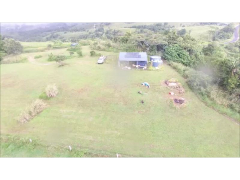 217 brooks road, Mungalli QLD 4886