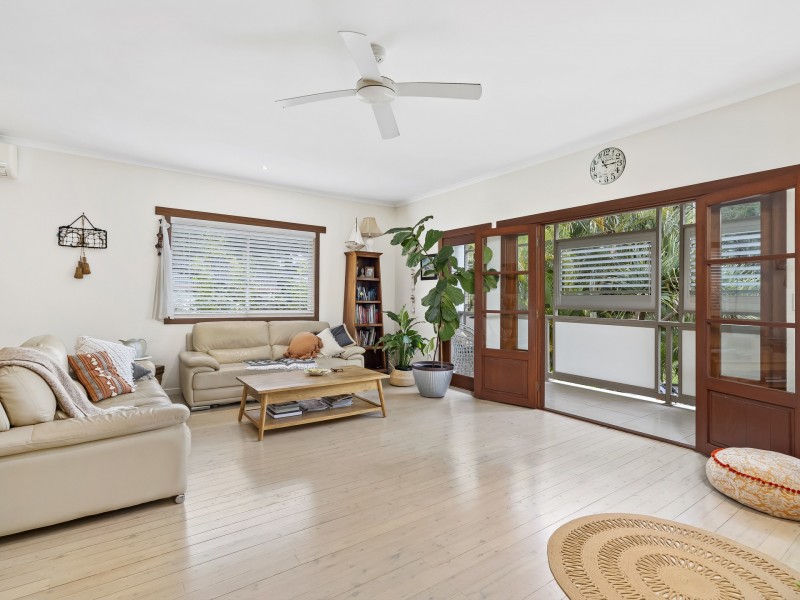 20 George Street East, Burleigh Heads QLD 4220