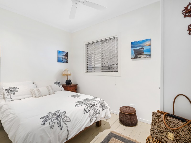 20 George Street East, Burleigh Heads QLD 4220