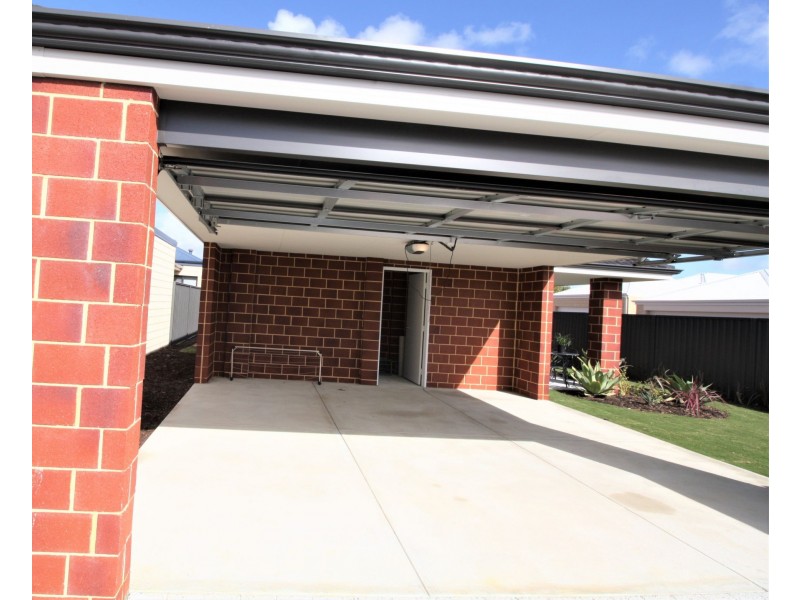 23 Vermont Grove, Wellard WA 6170