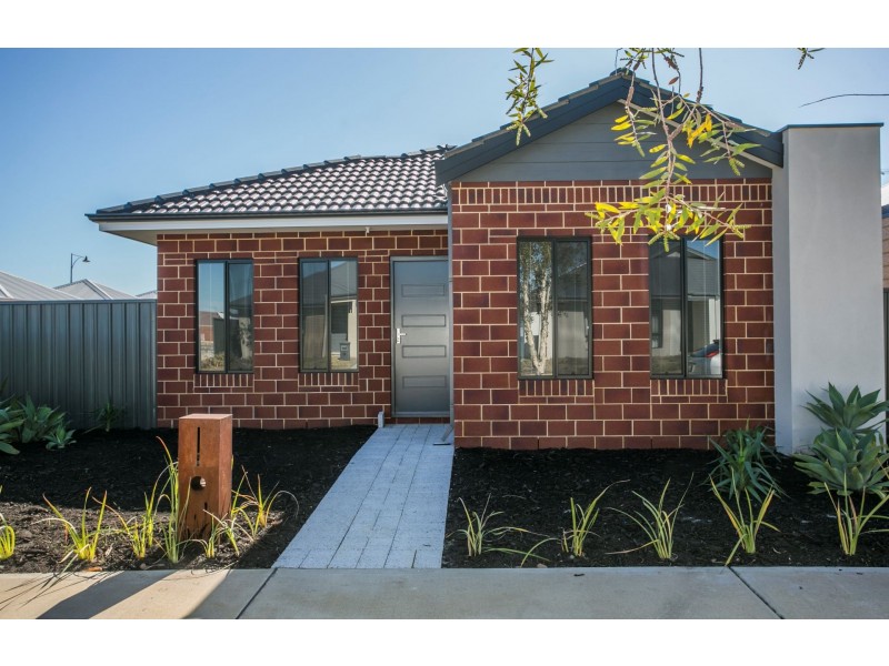 23 Vermont Grove, Wellard WA 6170