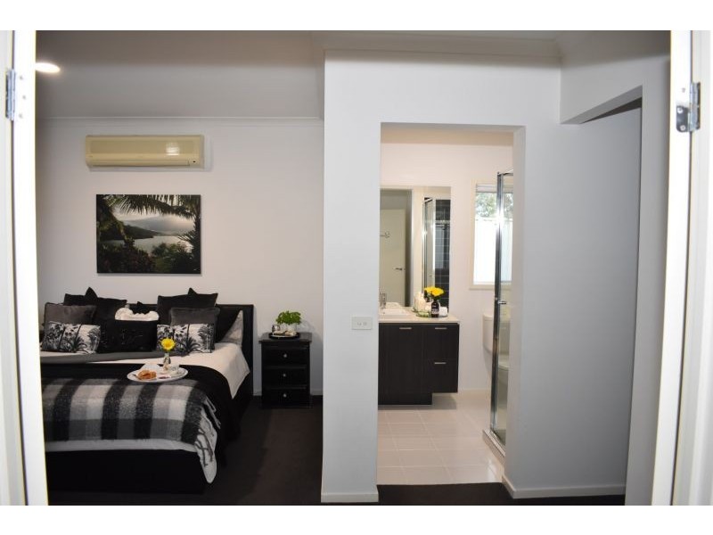 27 The Circuit, Pakenham VIC 3810