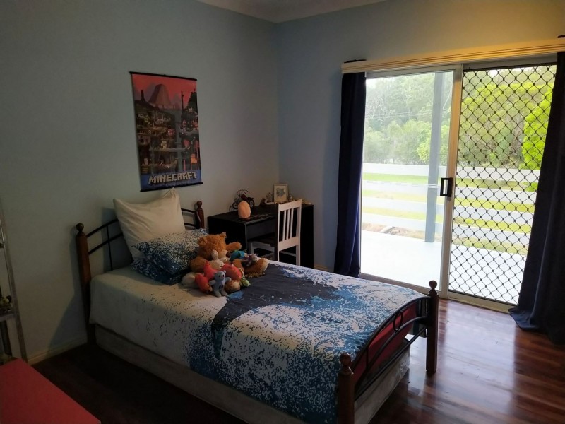 17 Grevillea Drive, Granville QLD 4650