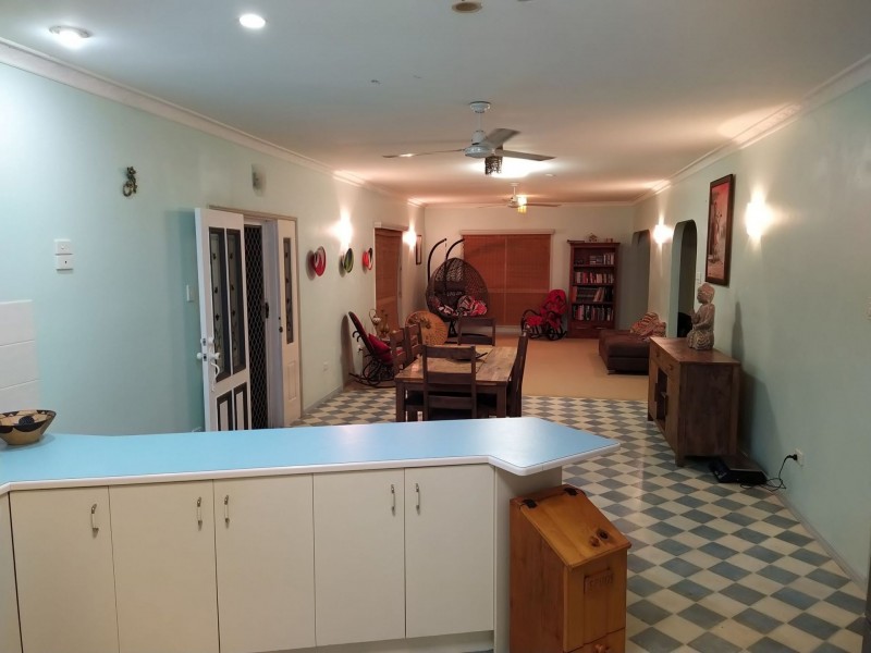 17 Grevillea Drive, Granville QLD 4650