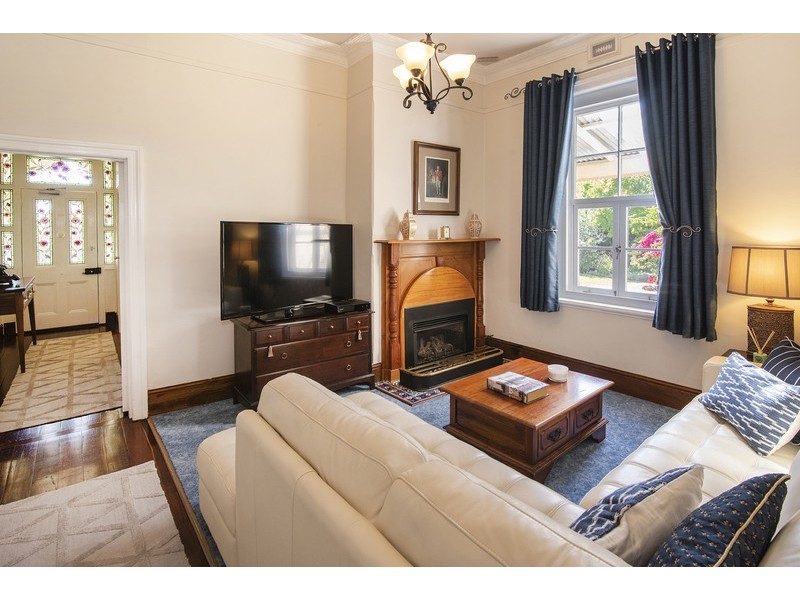 2 Adelaide Street, Busselton WA 6280