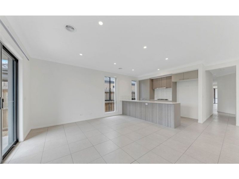 15 Cassinia CCT, Tarneit VIC 3029