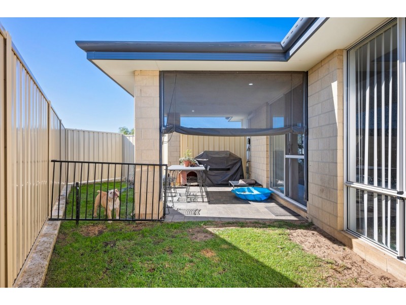 27 Resolve crescent, Eaton WA 6232