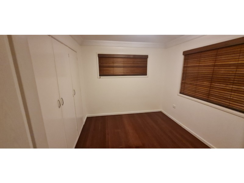 33 Kenrose Street, Carina QLD 4152