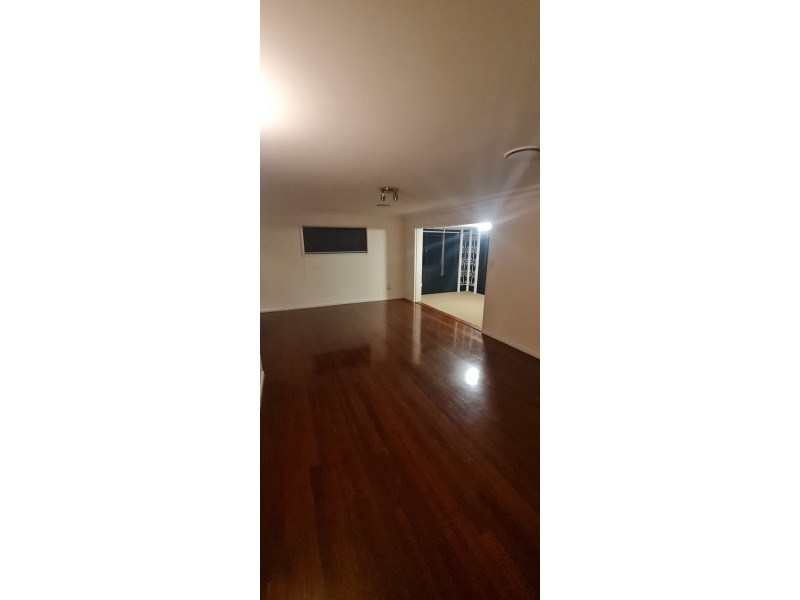 33 Kenrose Street, Carina QLD 4152